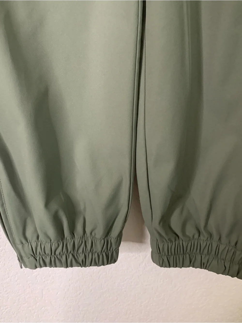 Reiss Mens green lavenham drawstring cargo ankle zip joggers 30